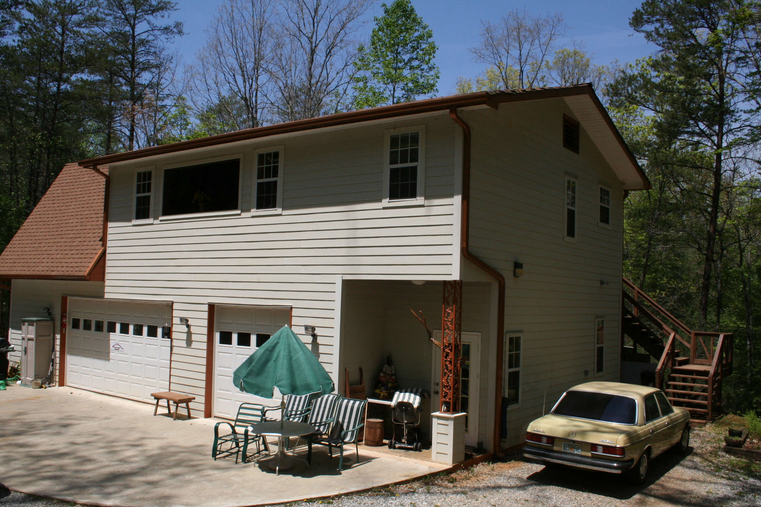 The Hayloft - Outside Front View Photo